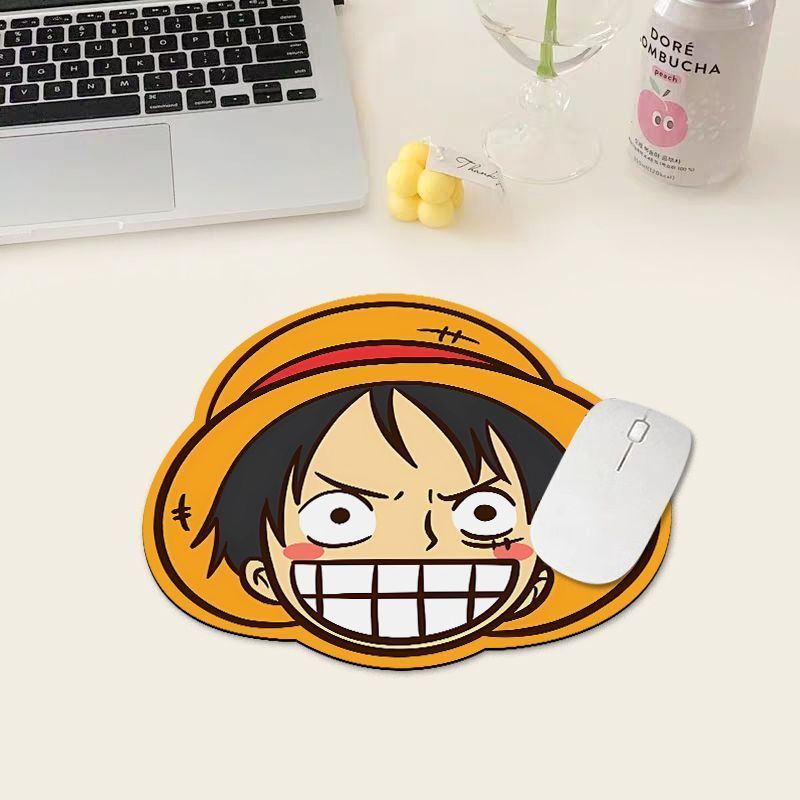 Tablet Cute Accessories - ワンピース ルフィ マウスパッド、小型コンピューターデスクマット、オフィスエイリアン滑り止めラウンドキーボードパッド、かわいい漫画、友人へのギフト
