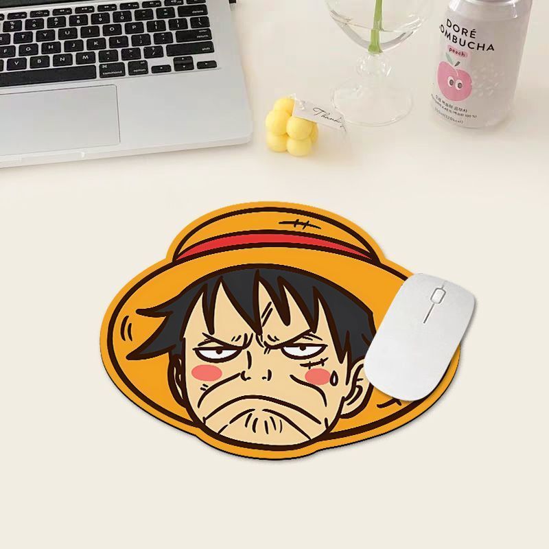 ワンピース ルフィ マウスパッド、小型コンピューターデスクマ - Tablet Cute Accessories のレビューと価格